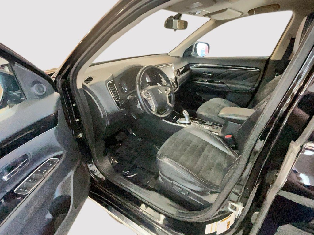 Mitsubishi OUTLANDER 2019 Noir Amos - photo #8