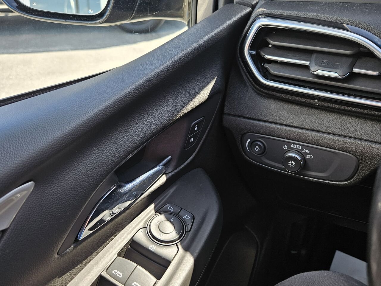 Chevrolet Bolt EV 1LT familiale 5 portes 2022 Gris Thetford Mines - photo #12