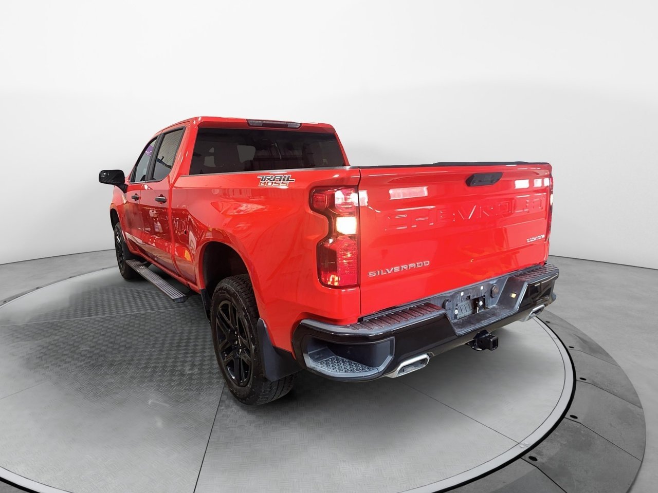 Chevrolet Silverado 1500 NIV 3GCUDCED7RG282990 2024 Rouge Baie-Comeau - photo #3