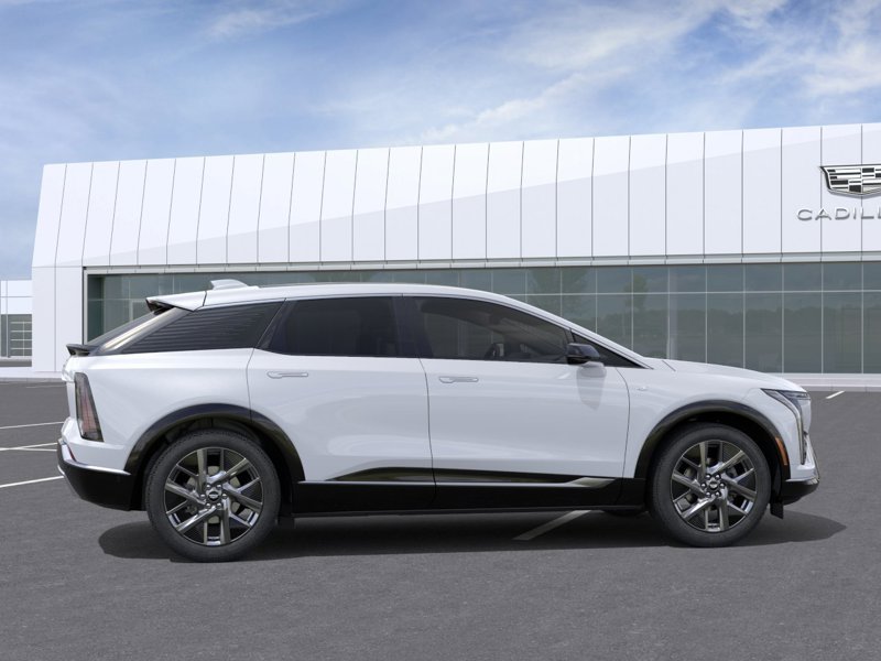 2027 CADILLAC OPTIQ Luxe 4 portes White Sherbrooke - photo #4