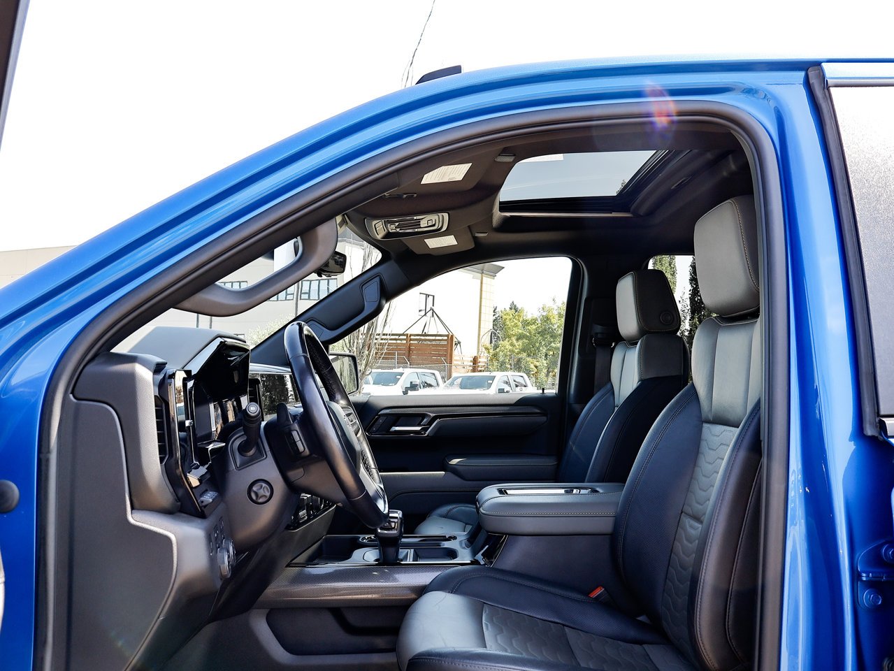 2022 Chevrolet Silverado 1500 4WD Crew Cab 147 ZR2 Blue Sherwood Park - photo #15