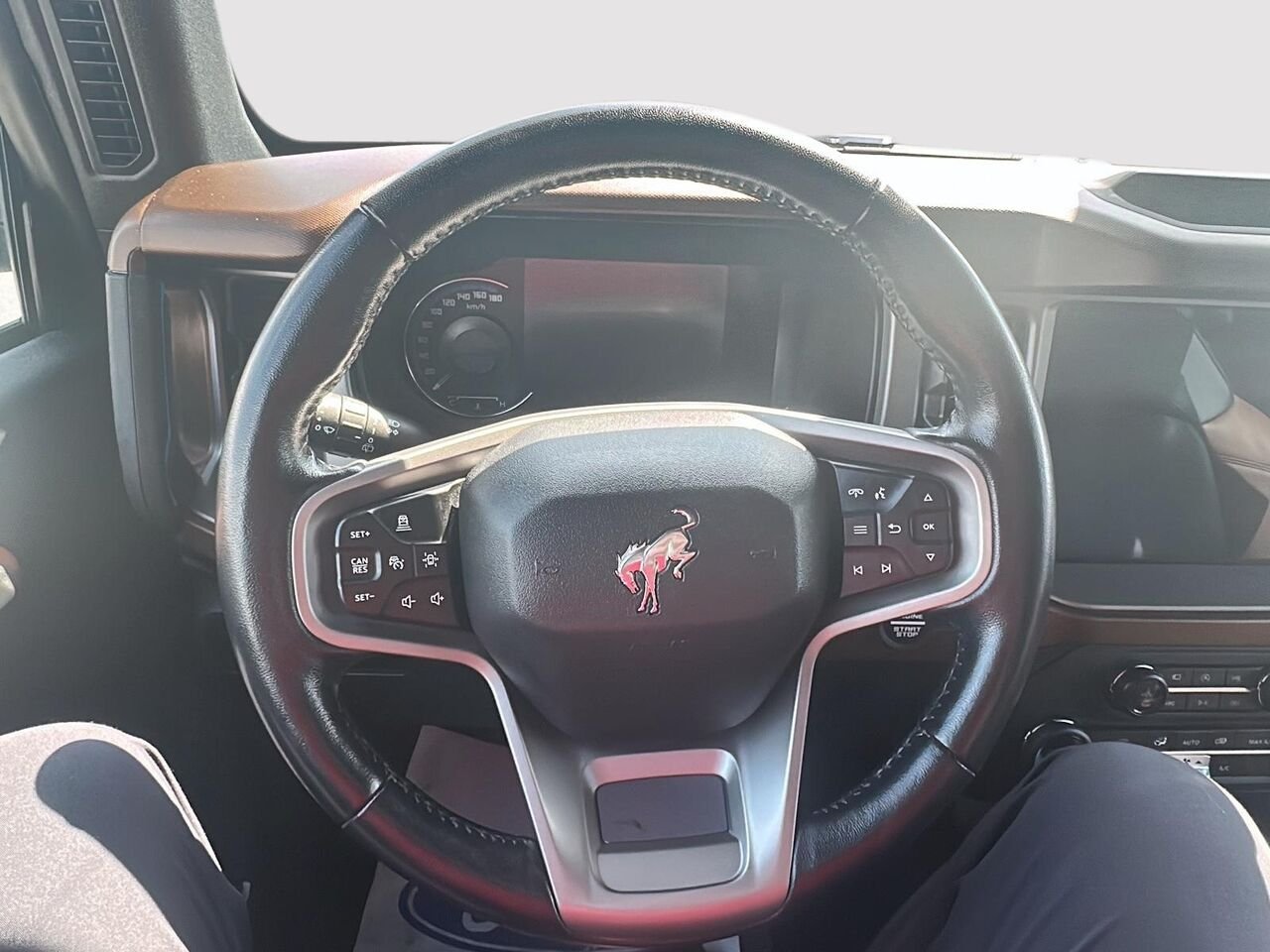 2023 Ford Bronco Black Rouyn-Noranda - photo #8