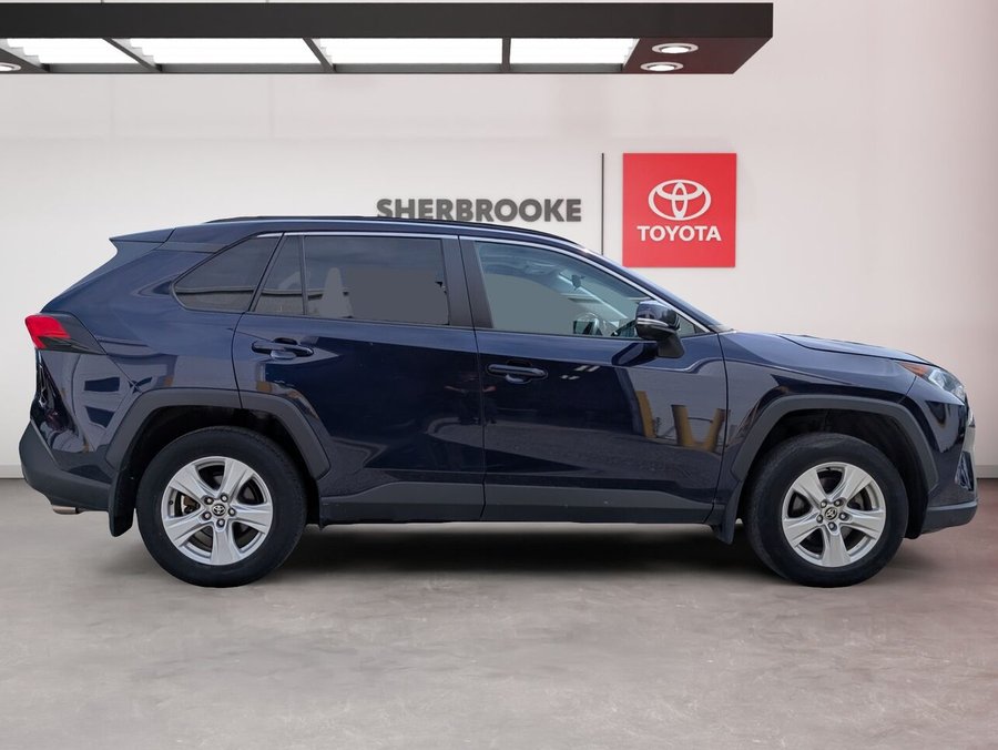 2021 Toyota RAV4 2021 Blue