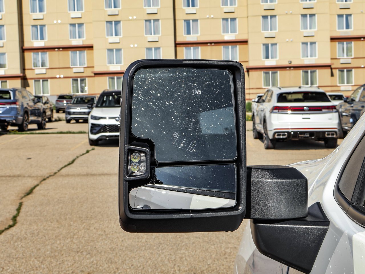 2025 Chevrolet Silverado 1500 4WD Crew Cab 147 LT White Sherwood Park - photo #12