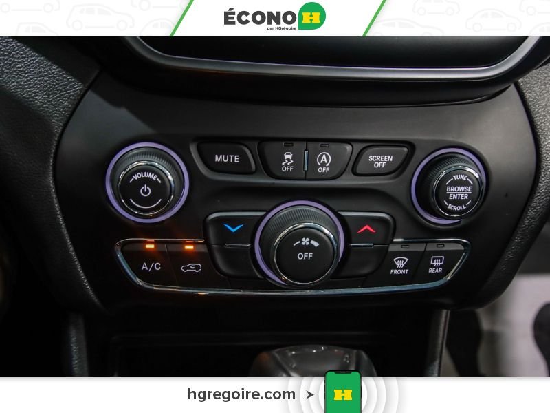2019 Jeep Cherokee Green Blainville - photo #11