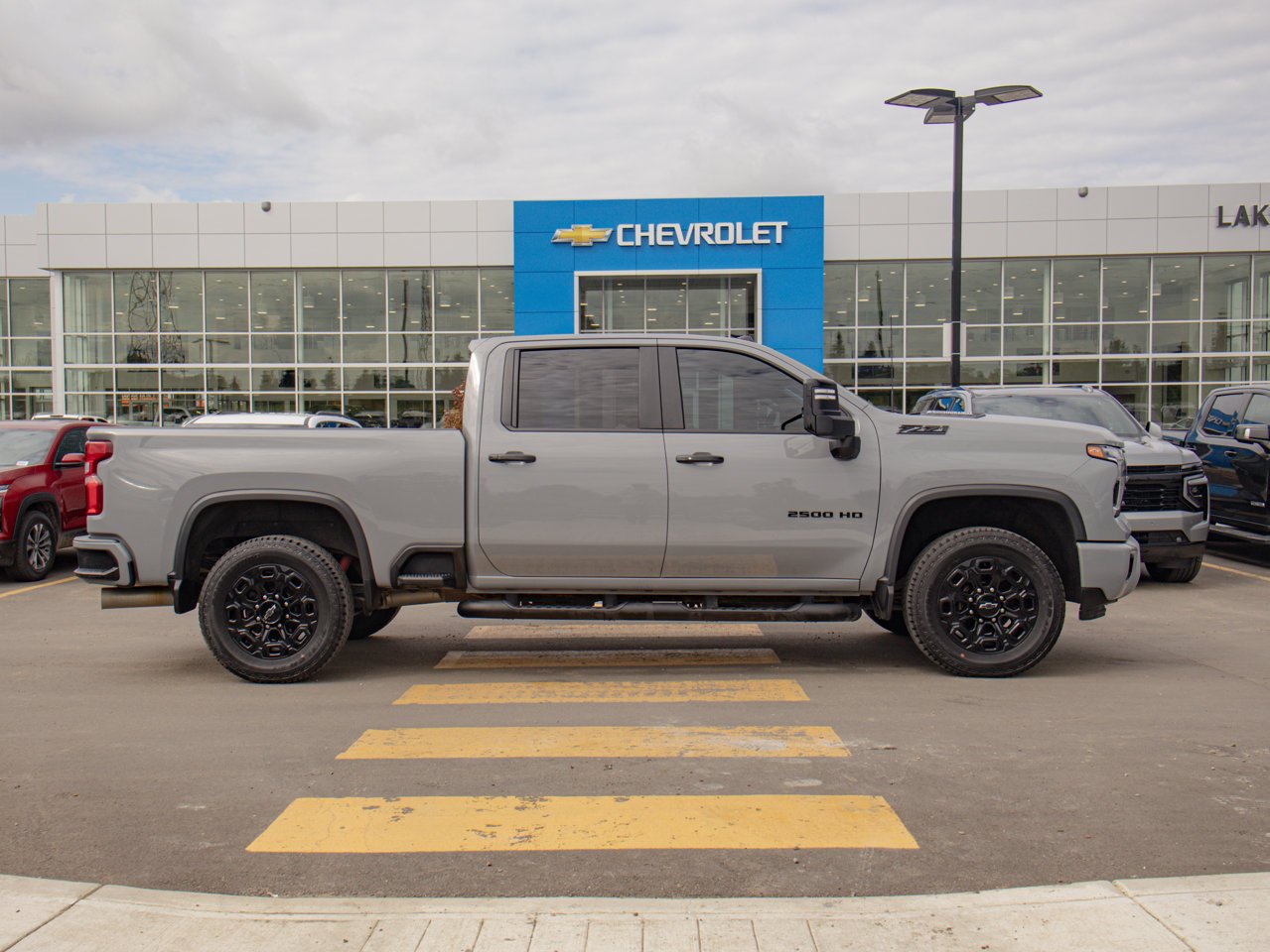 2024 Chevrolet Silverado 2500HD 4WD Crew Cab 159 LT Grey Sherwood Park - photo #11