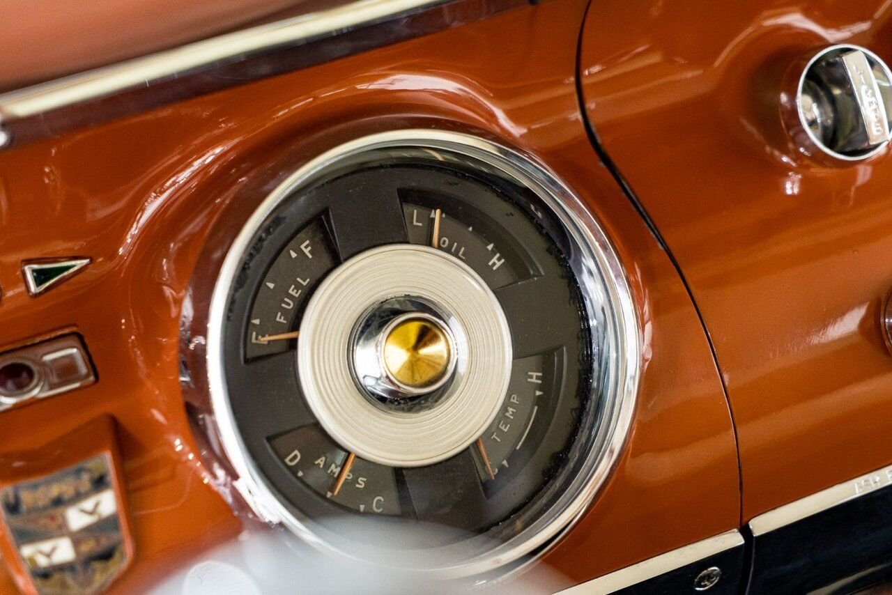 Chrysler IMPERIAL *PRIX EN USD* 354cu.in. FirePower V8 1 of 2098 built 1956 Orange Montréal - photo #63