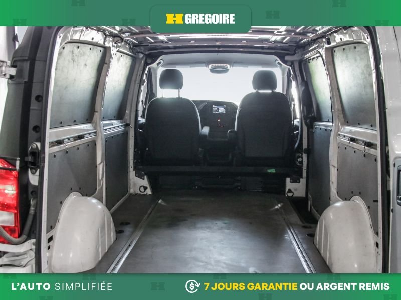 Mercedes Benz Metris 2023 Blanc Laval - photo #18