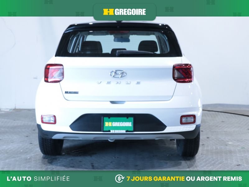 Hyundai Venue 821097 | Essential AUTO AC GR ELEC CAM RECULE BLUETOOTH 2022 Blanc Laval - photo #7