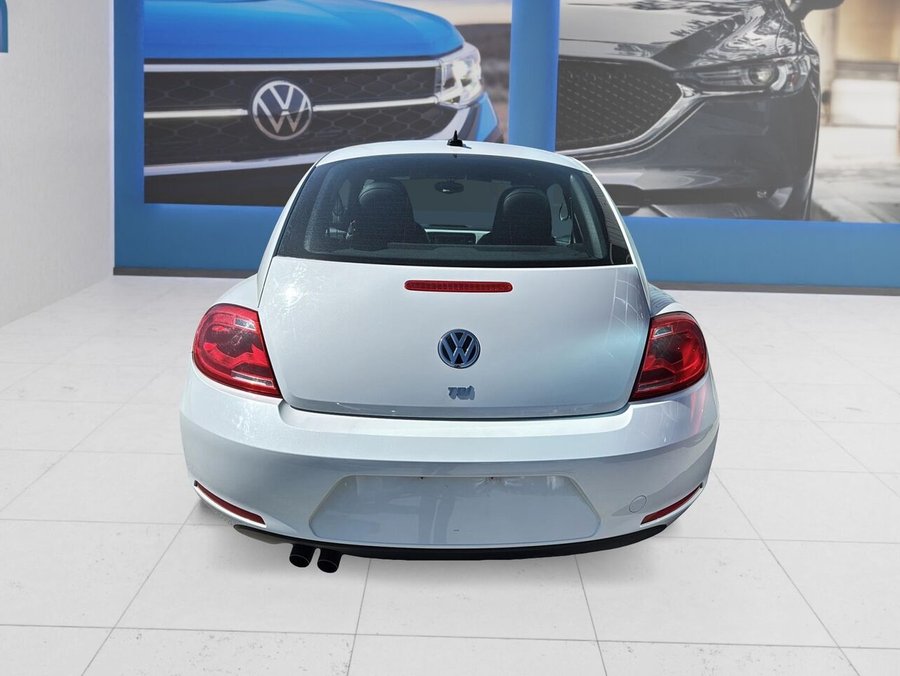 2015 Volkswagen Coupé Beetle 2015 White