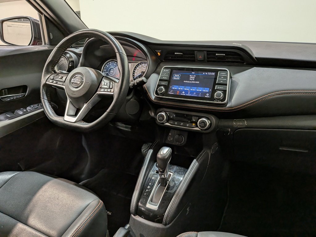 2020 Nissan Kicks SR FWD Red Val-David - photo #18
