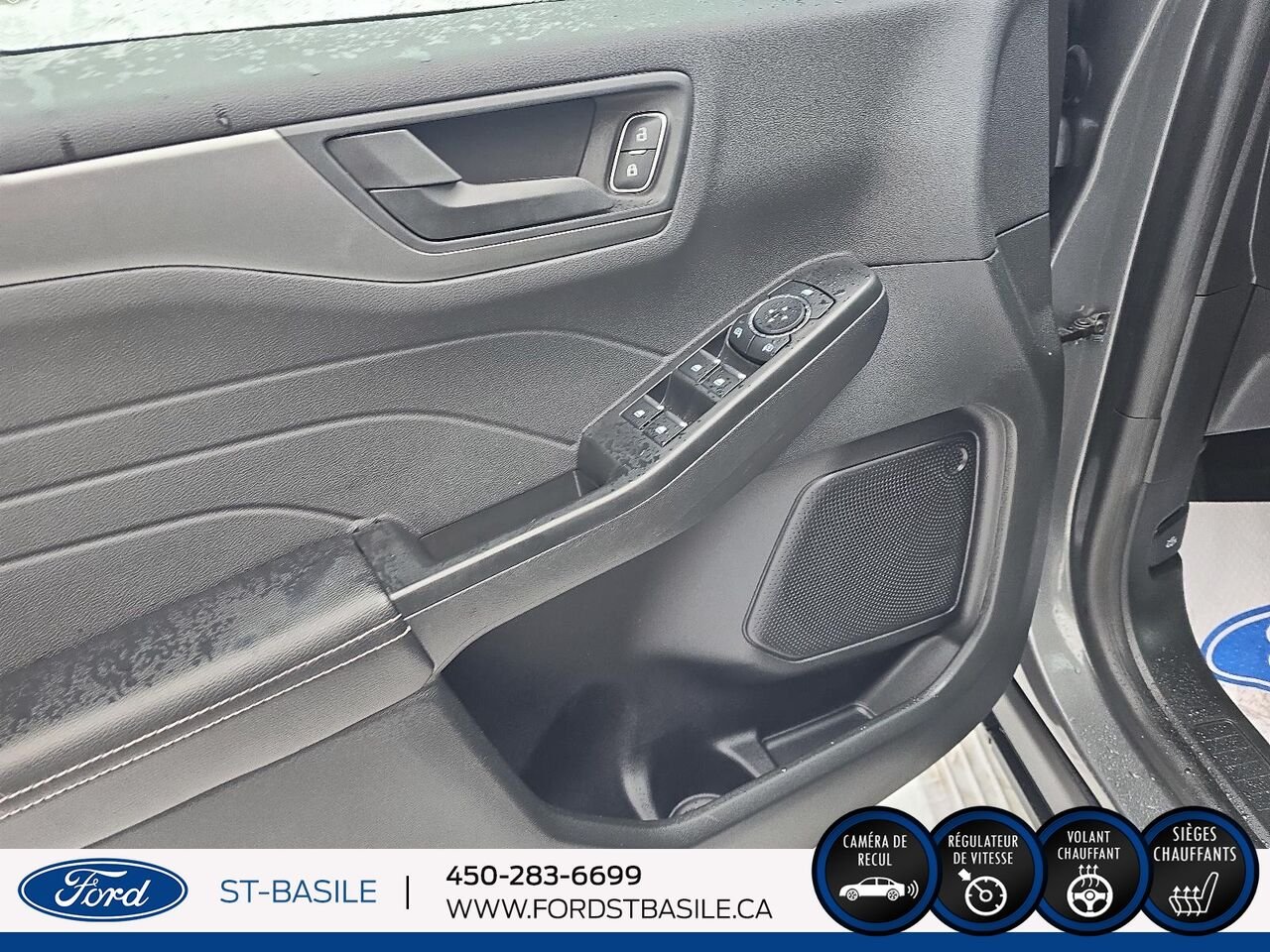 2023 Ford Escape Grey Saint-Basile-le-Grand - photo #17