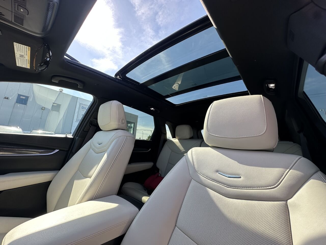 2024 CADILLAC XT5 SPORT Traction intégrale, 4 portes Sport White Ottawa & Gatineau - photo #6