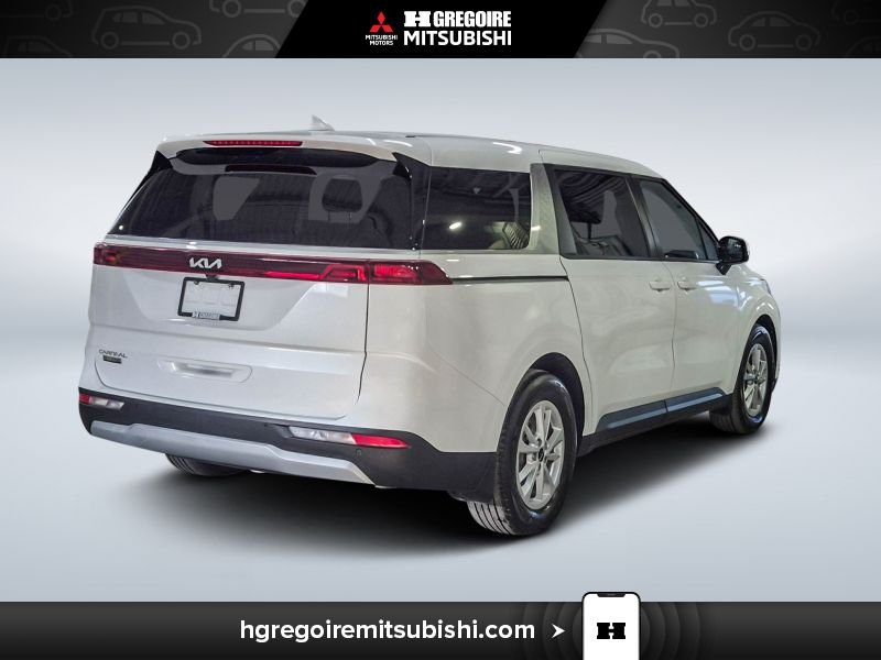 2024 Kia Carnival White Saint-Eustache - photo #8