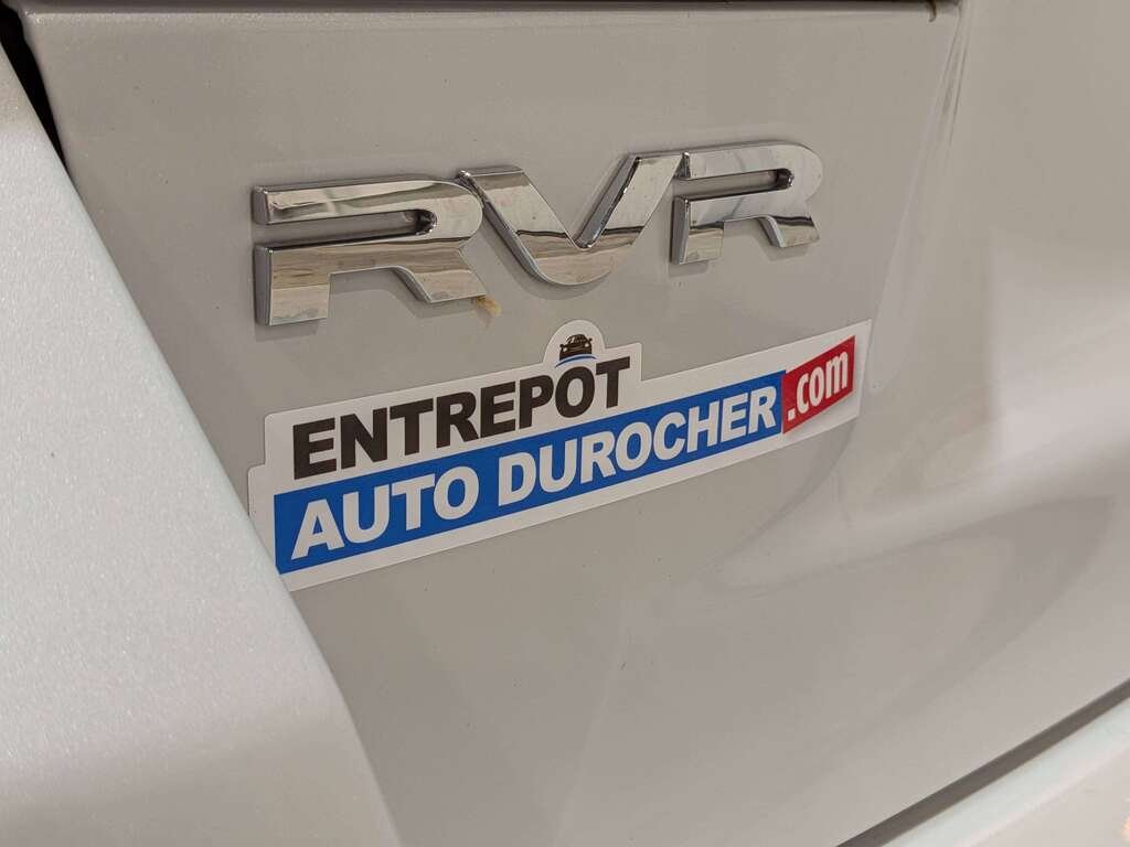 2023 Mitsubishi RVR ES FWD White Val-David - photo #28