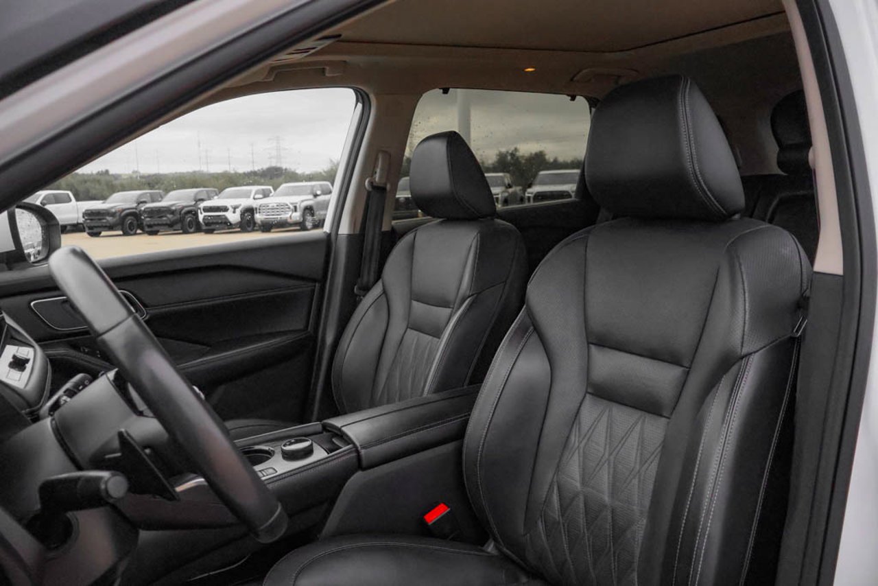 2024 Nissan Rogue AWD Platinum White Sherwood Park - photo #32