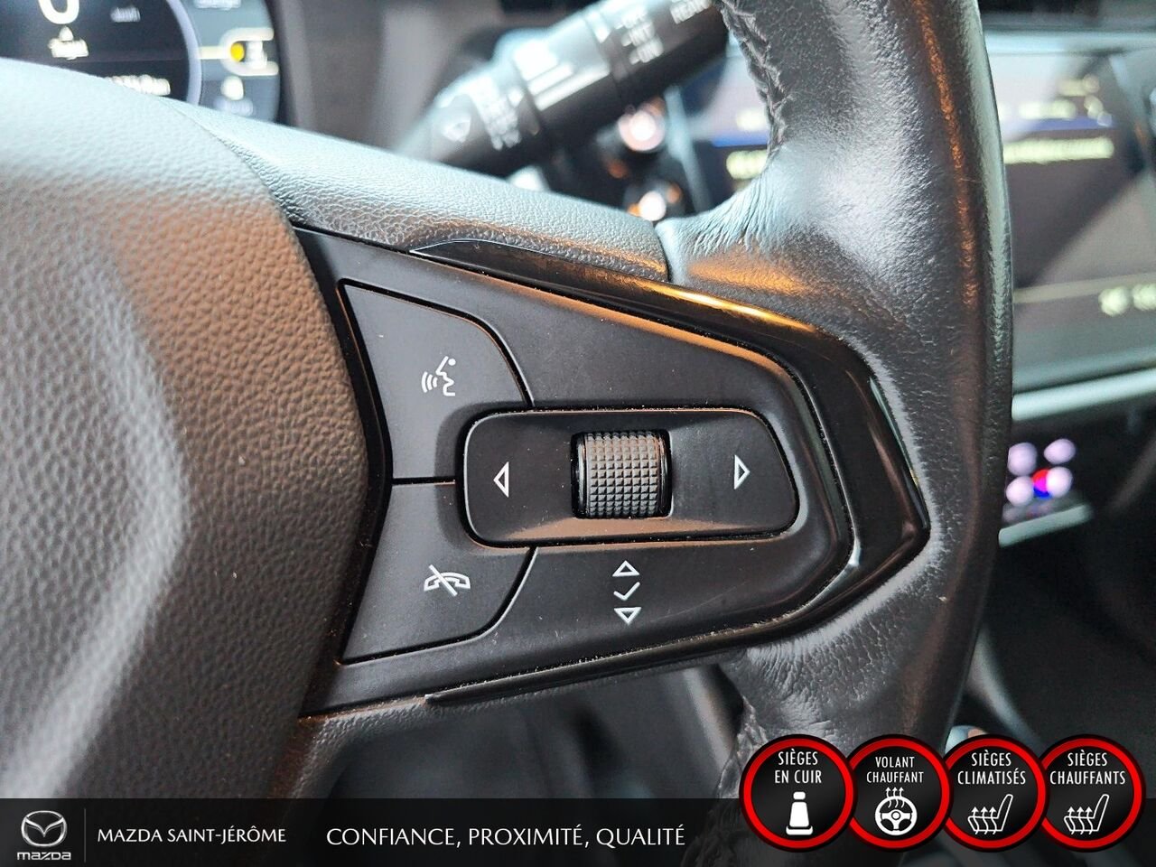 Chevrolet Bolt EUV LT REDLINE | CARPLAY SANS FIL | SIÈGES CHAUFFANTS | ANGLE MORT | 115 165 KM 2023 Blanc Saint-Jérôme - photo #14