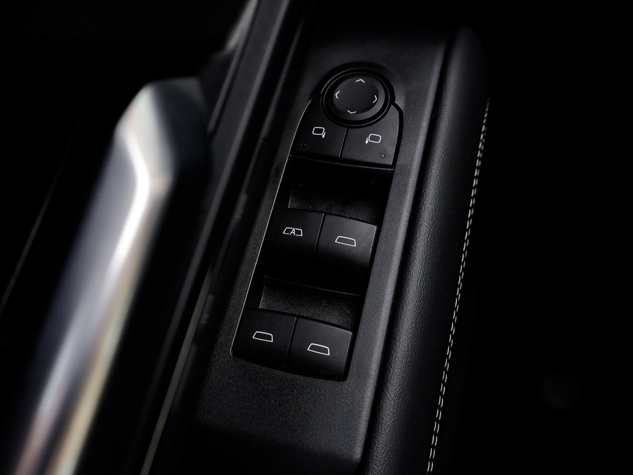 2026 GMC Terrain AWD 4dr Elevation Grey Sherwood Park - photo #16
