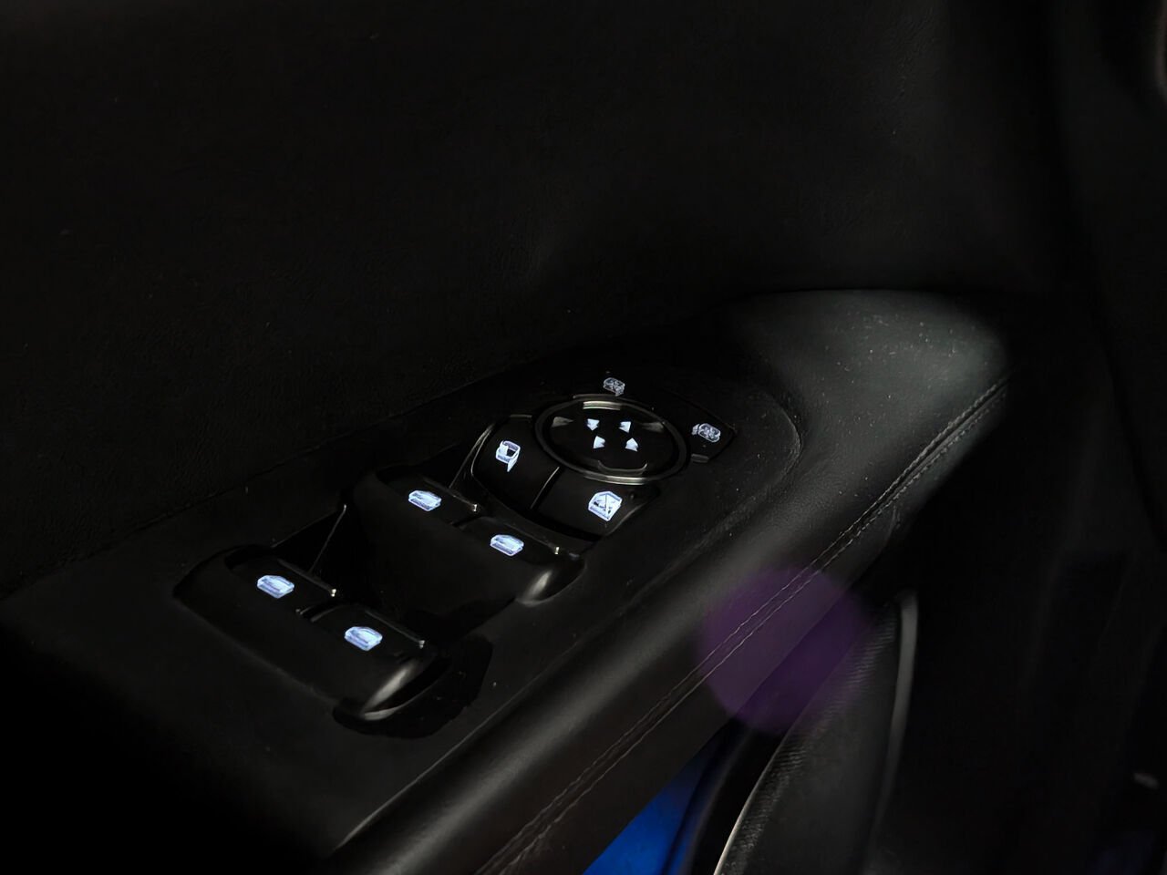 2023 Lincoln NAUTILUS Reserve AWD Toit Ouvrant Bas Kilométrage Grey Sherbrooke - photo #14