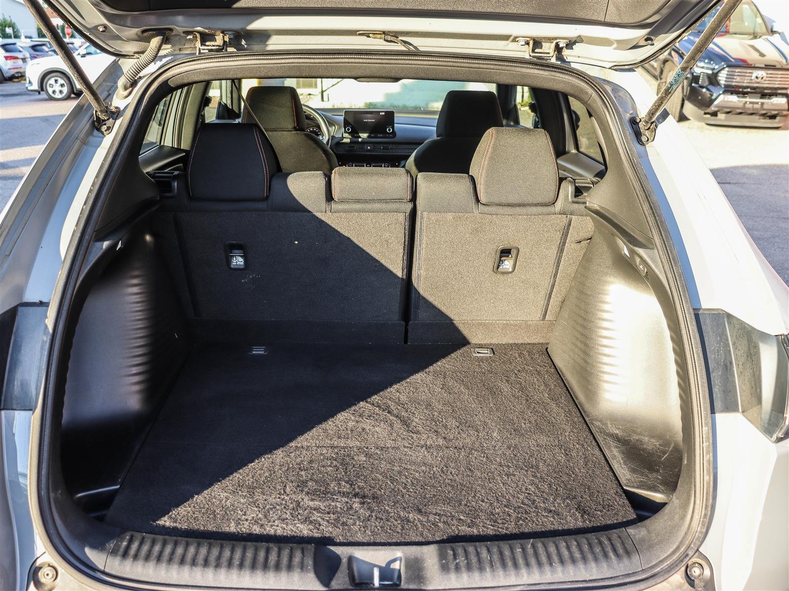 Honda HR-V Sport 2023 Grey Ottawa & Gatineau - photo #17