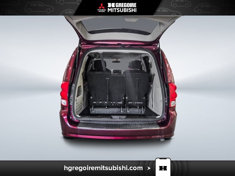 2017 Dodge GR Caravan Brown Blainville - photo #27