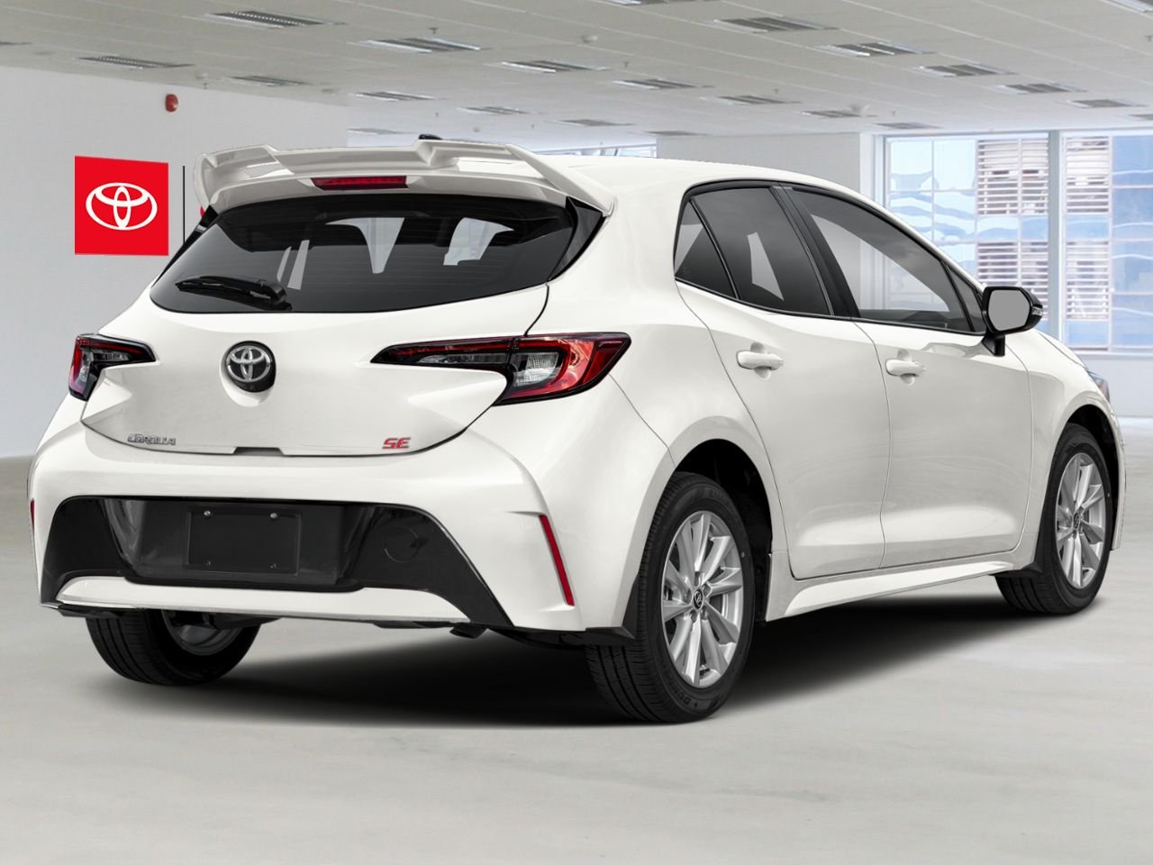 TOYOTA Corolla à hayon 100261 | BASE 2026 Blanc Québec - photo #1