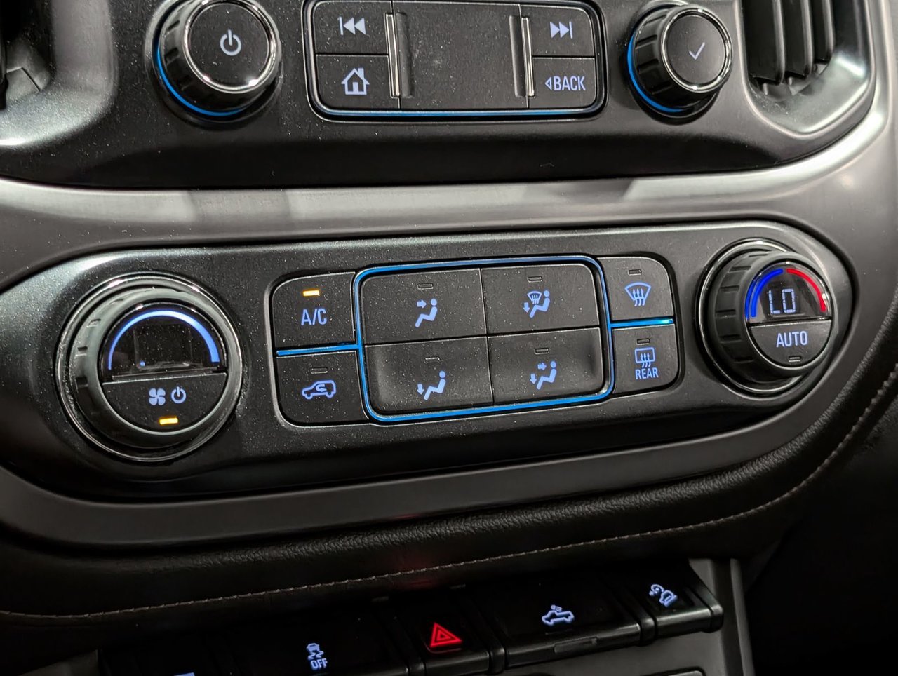 2022 GMC Canyon AT4 4RM avec tissu Saint-Eustache - photo #15