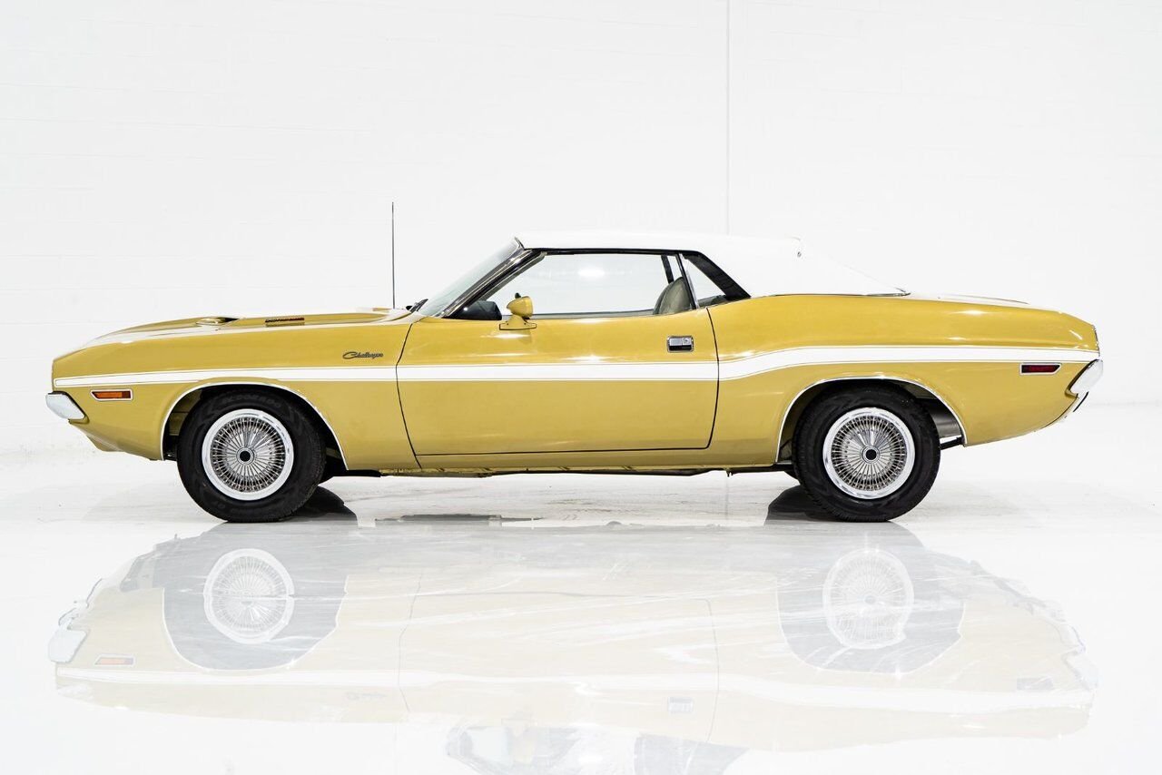 Dodge Challenger *PRIX EN USD* Convertible Fully restored to desirable specifications 1971 Or Montréal - photo #30