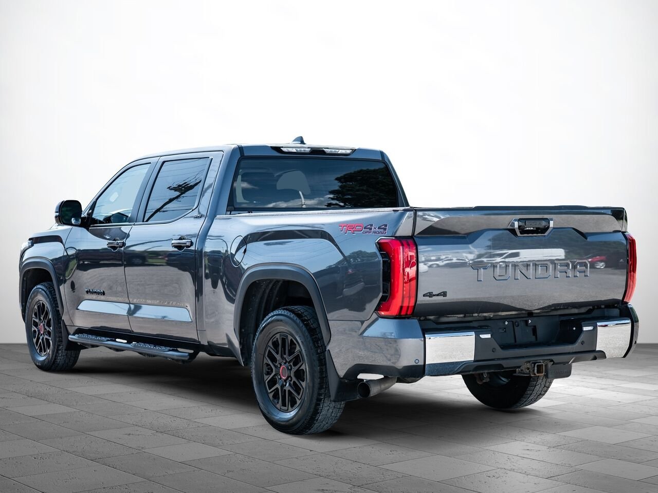 Toyota Tundra 2024 Gris Sainte-Julienne - photo #1