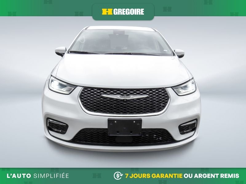 Chrysler Pacifica 2023 Blanc Blainville - photo #1