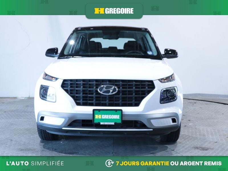 Hyundai Venue 821097 | Essential AUTO AC GR ELEC CAM RECULE BLUETOOTH 2022 Blanc Laval - photo #1