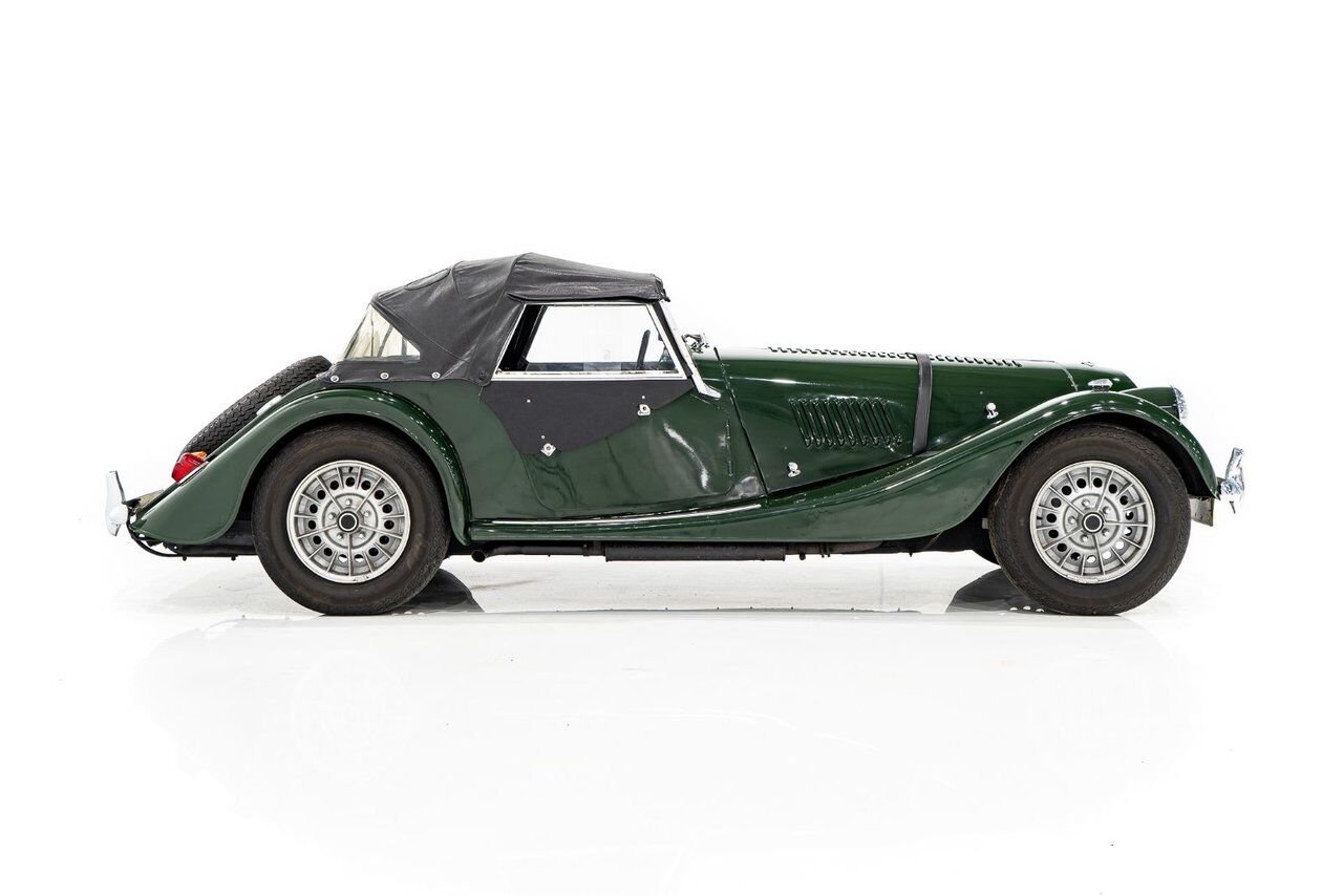 1970 Morgan Plus 8 Unrestored with only 7137km (4435miles) | PRIX EN USD Green Montreal - photo #26