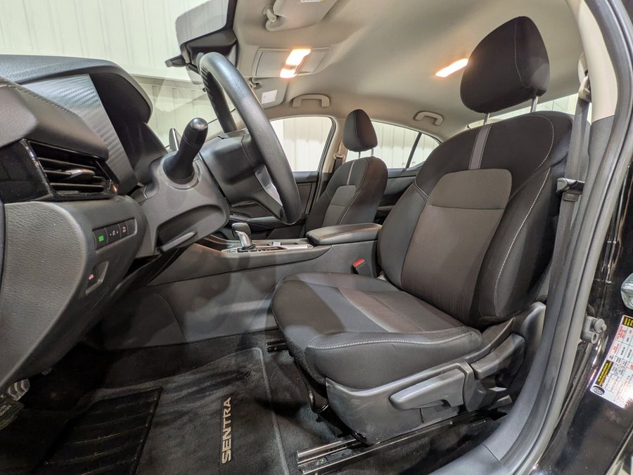 2024 Nissan Sentra Black