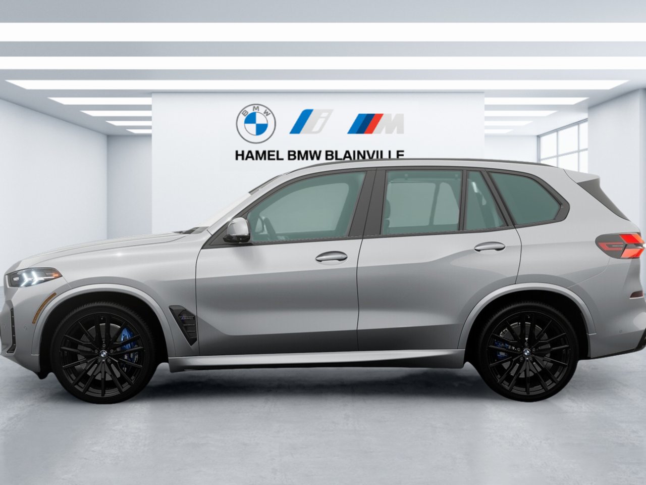 2026 BMW X5 M60i Frozen Pure Grey Blainville - photo #3