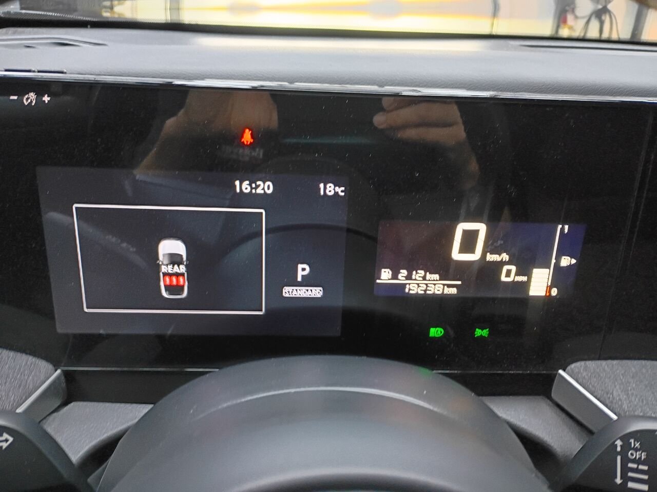 Nissan Kicks 2025 Gris Blainville - photo #23