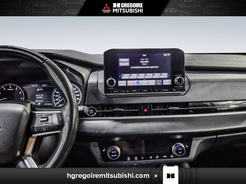 2022 Mitsubishi Outlander Grey Blainville - photo #26