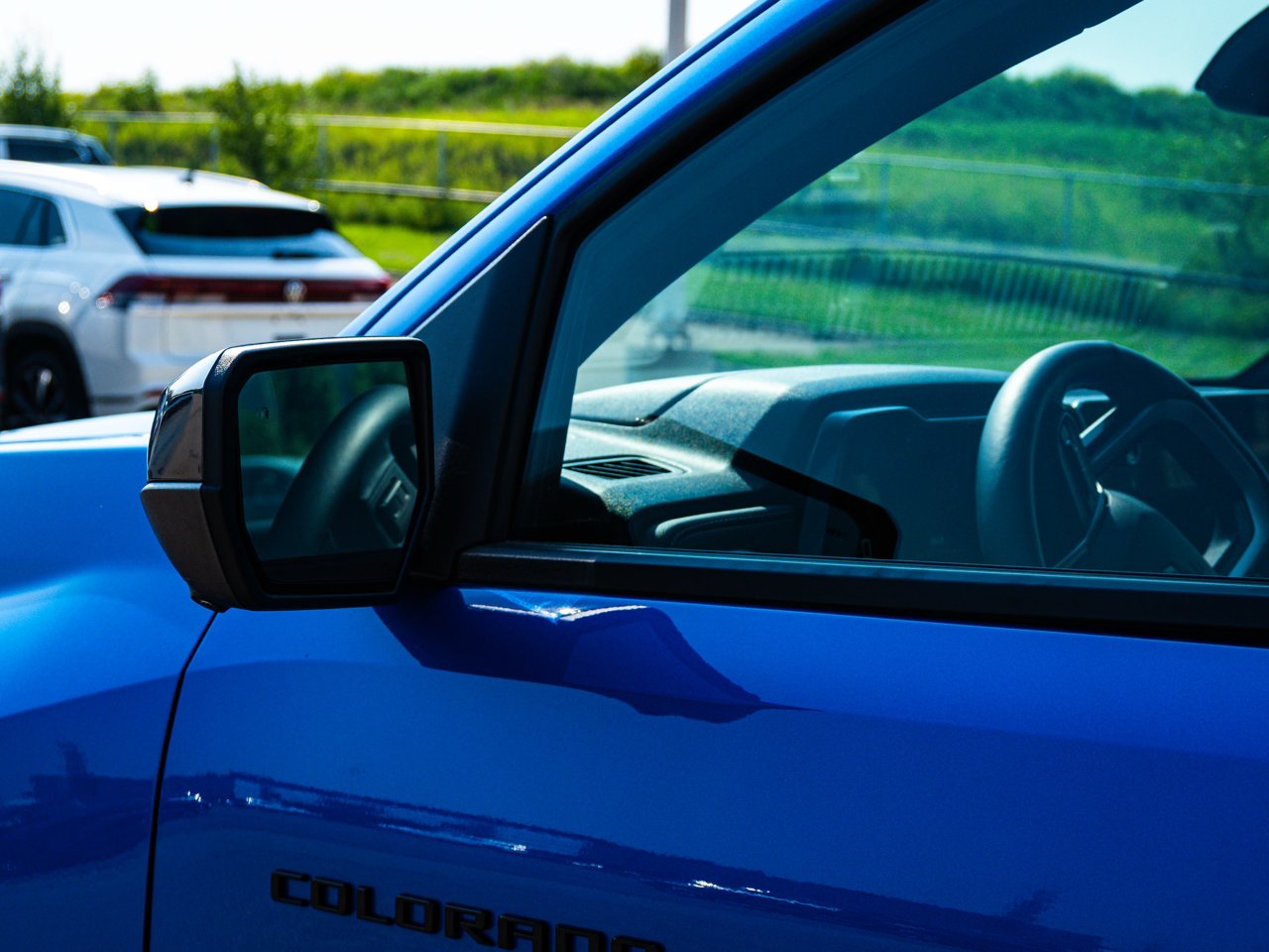 2024 Chevrolet Colorado 4WD Crew Cab LT Blue Sherwood Park - photo #6