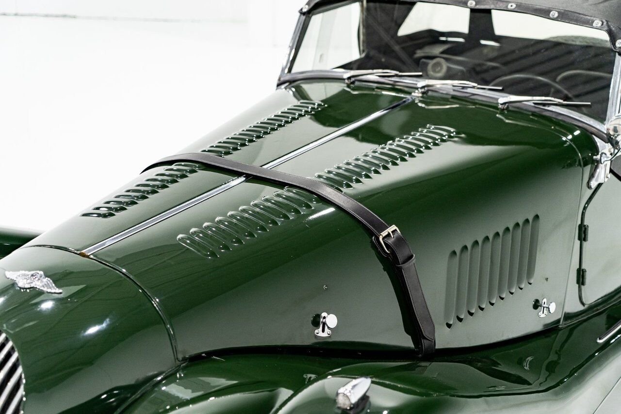 1970 Morgan Plus 8 Unrestored with only 7137km (4435miles) | PRIX EN USD Green Montreal - photo #34