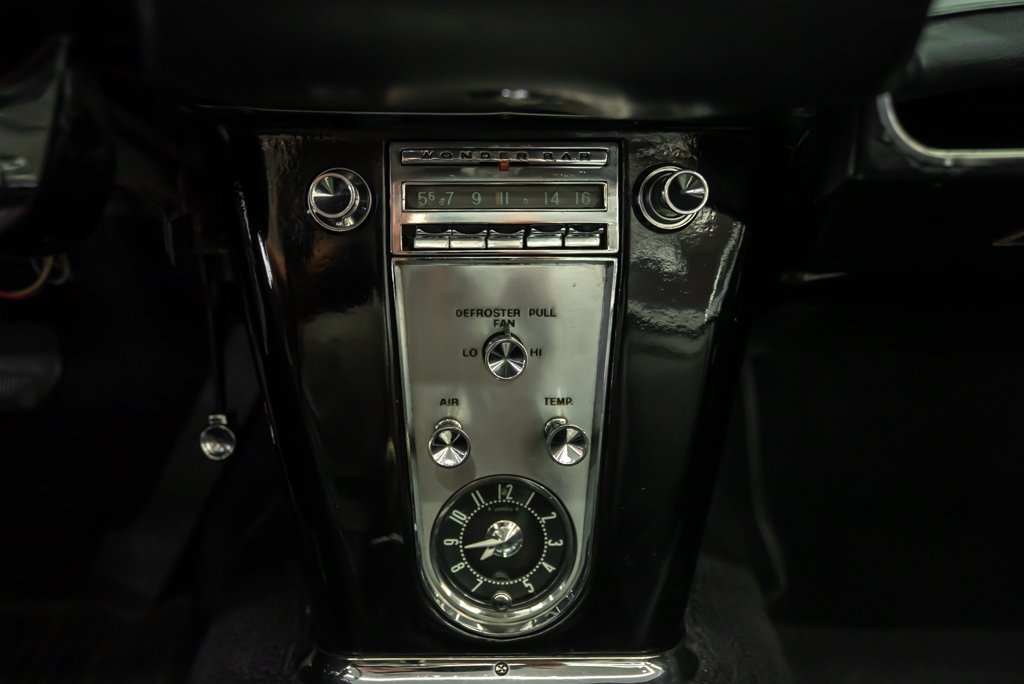 Chevrolet Corvette 1962 Noir Montréal - photo #38