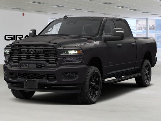 RAM 2500 2026 2026 Couche nacrée cristal noir étincelant