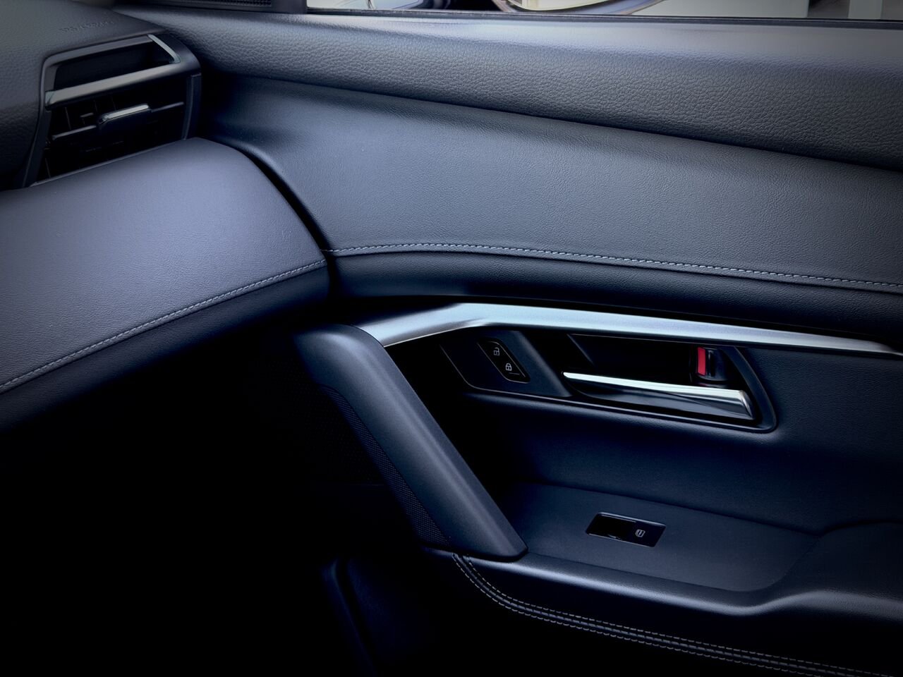 2026 MAZDA CX-5 Polymetal Grey Metallic Notre-Dame-des-Prairies - photo #21