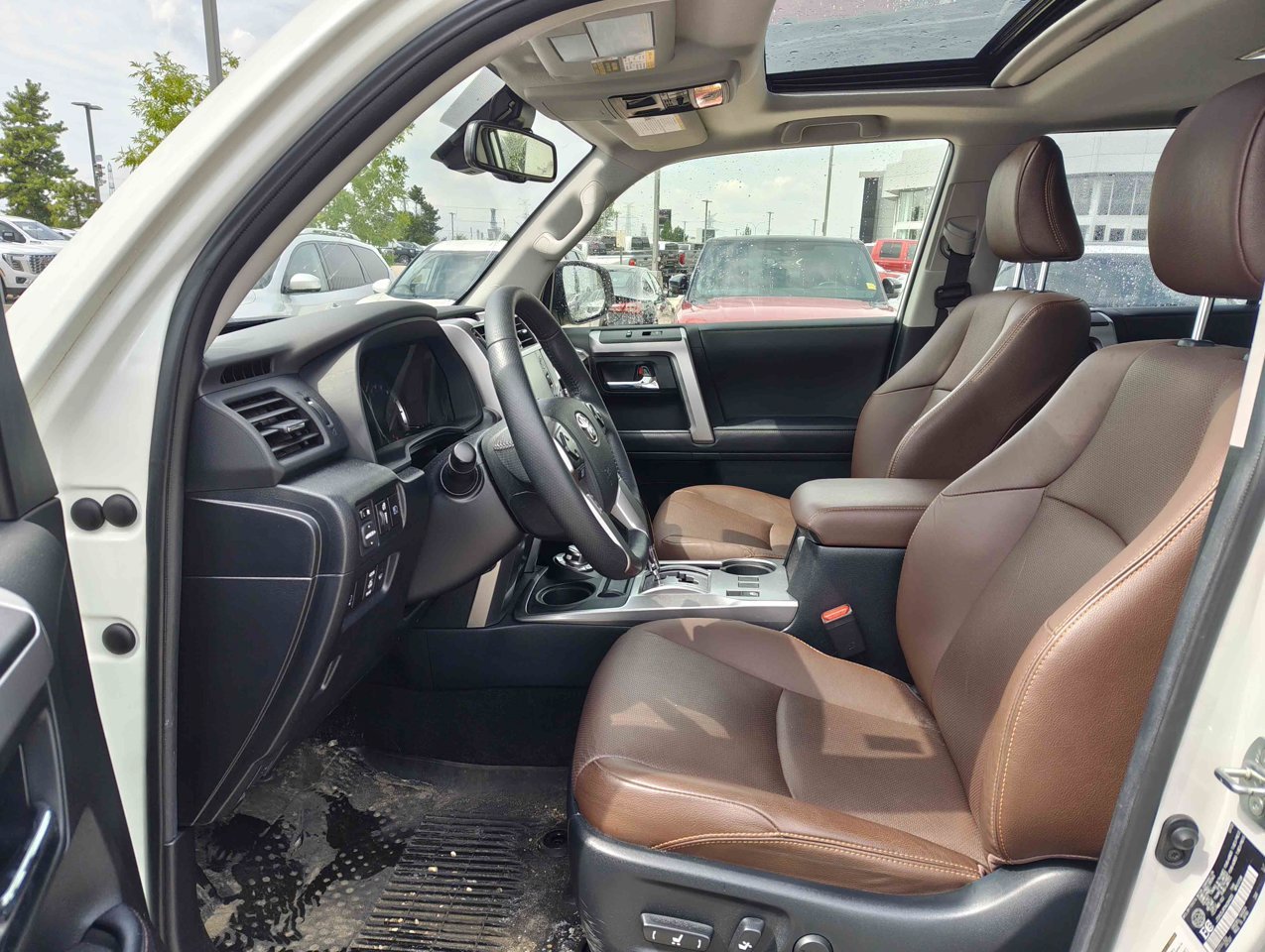 2022 Toyota 4Runner 4WD White Sherwood Park - photo #7
