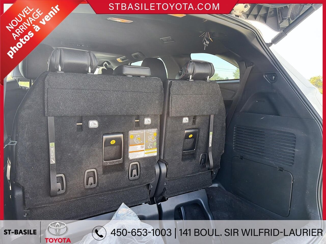 TOYOTA SIENNA 2025 Blanc Saint-Basile-le-Grand - photo #11