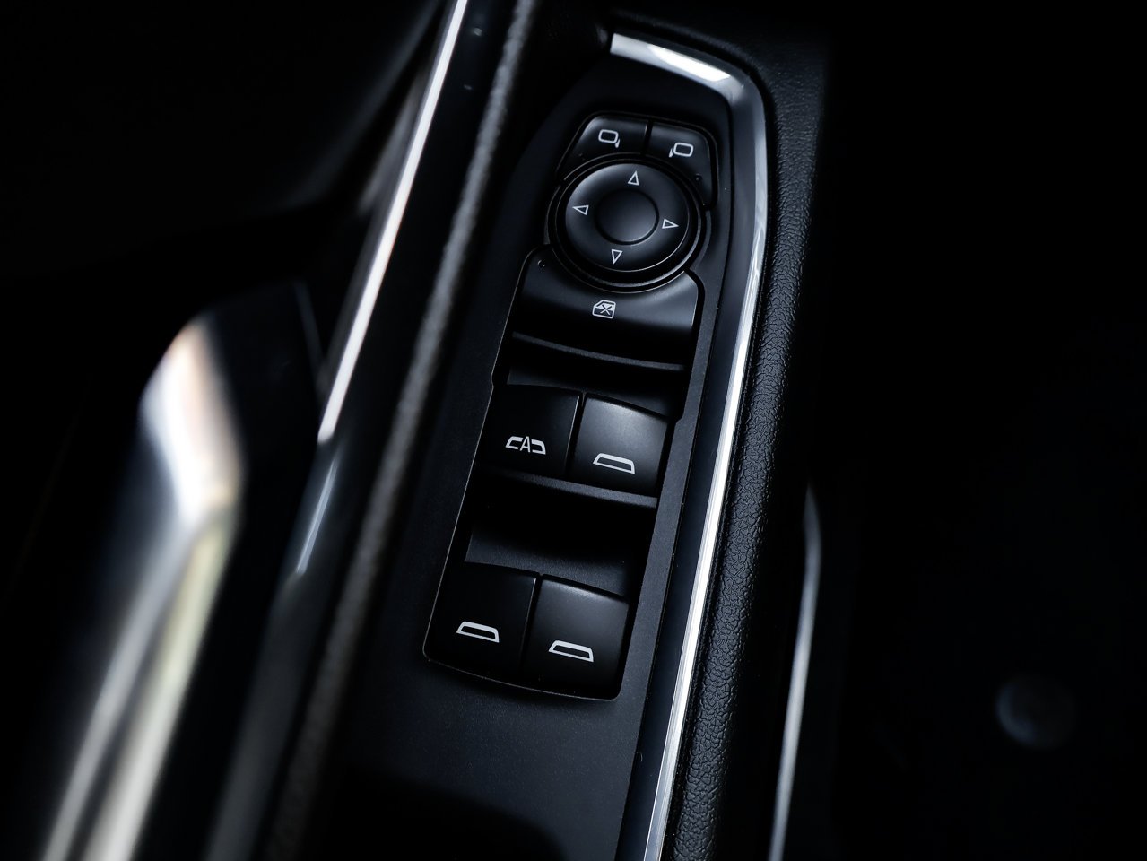 2024 Chevrolet Silverado 1500 4WD Crew Cab 147 RST Grey Sherwood Park - photo #16