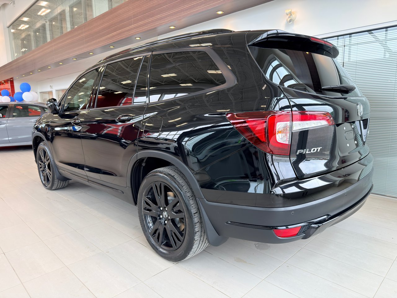 2019 Honda Pilot Black Notre-Dame-des-Prairies - photo #9