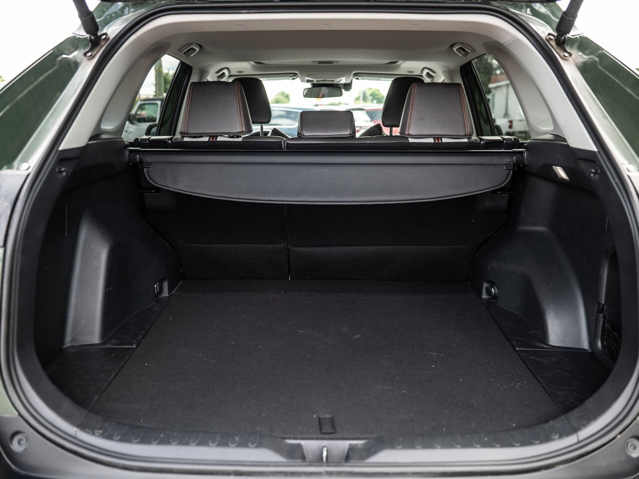 2025 Toyota RAV4 Green Sainte-Julienne - photo #7