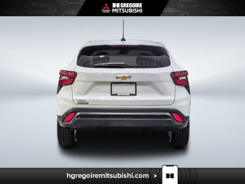 2025 Chevrolet Trax White Saint-Eustache - photo #7