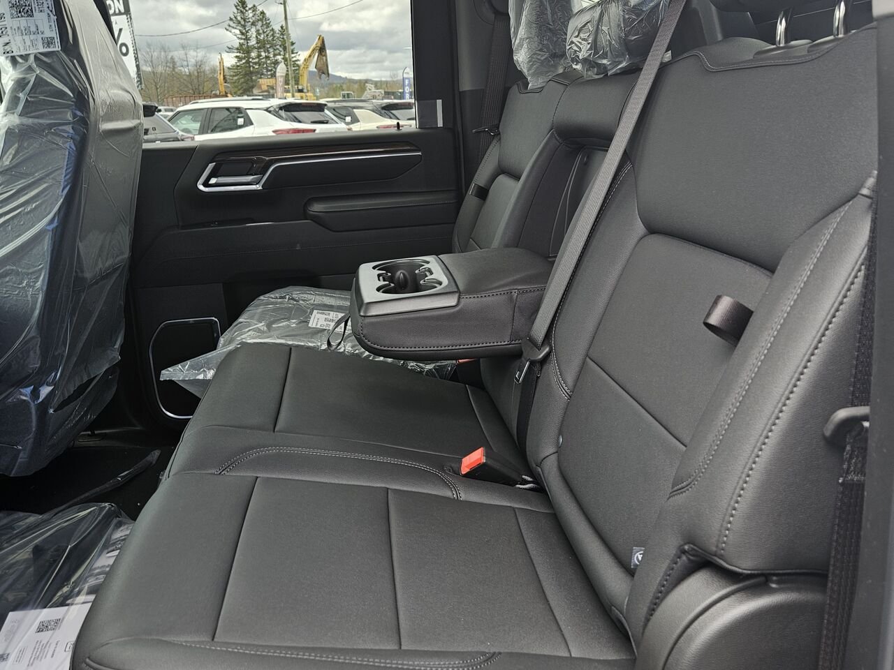 2026 Chevrolet Silverado 2500HD LT cabine multiplace 4RM 159 po SUMMIT WHITE Thetford Mines - photo #9