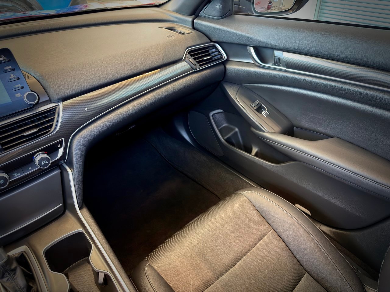 Honda Accord Sedan 2019 Rouge Notre-Dame-des-Prairies - photo #14