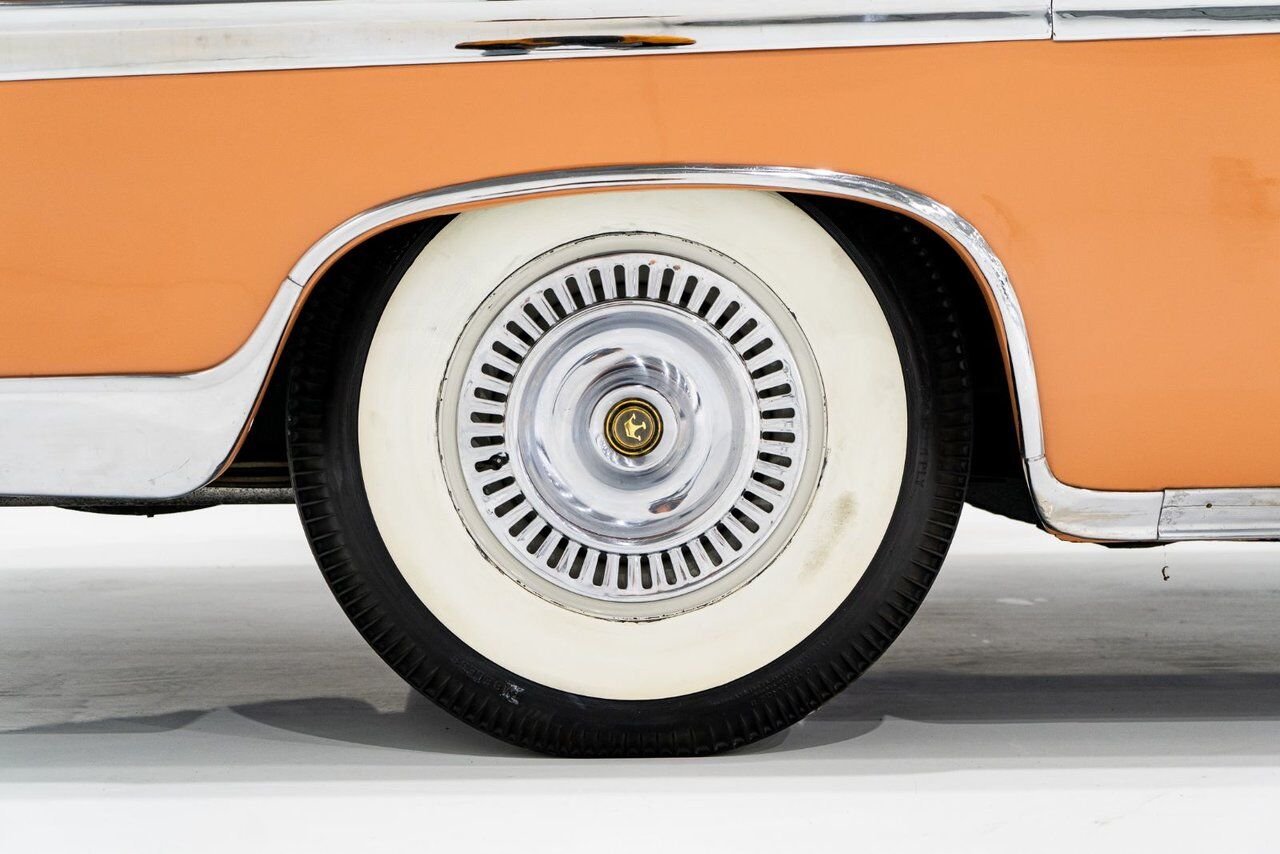 Chrysler IMPERIAL *PRIX EN USD* 354cu.in. FirePower V8 1 of 2098 built 1956 Orange Montréal - photo #45